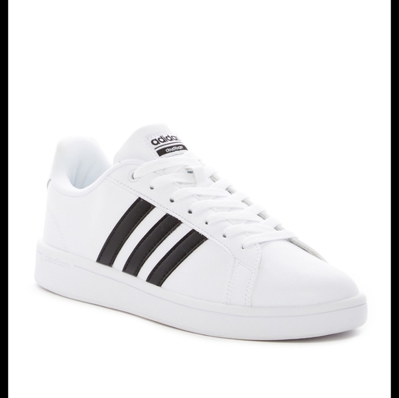 adidas Shoes - Adidas White & Black Classic Sneaker